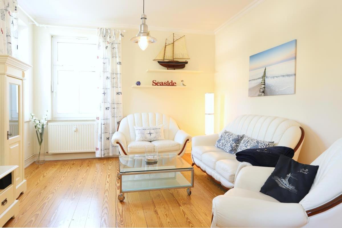 Appartement & Ferienwohnungen Thiess روستوك المظهر الخارجي الصورة