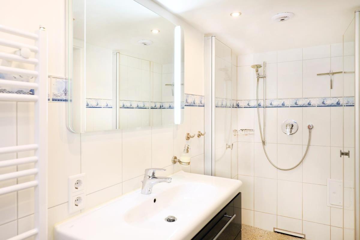 Appartement & Ferienwohnungen Thiess روستوك المظهر الخارجي الصورة