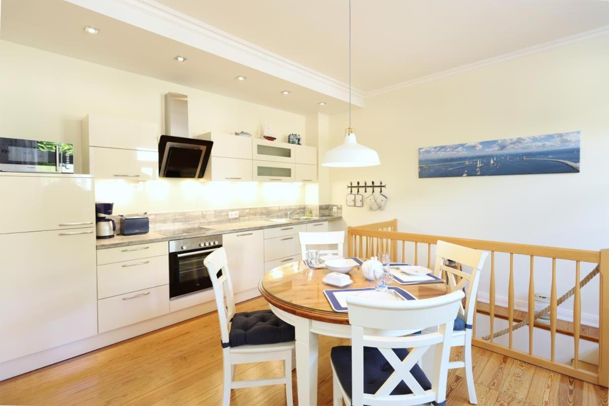 Appartement & Ferienwohnungen Thiess روستوك المظهر الخارجي الصورة