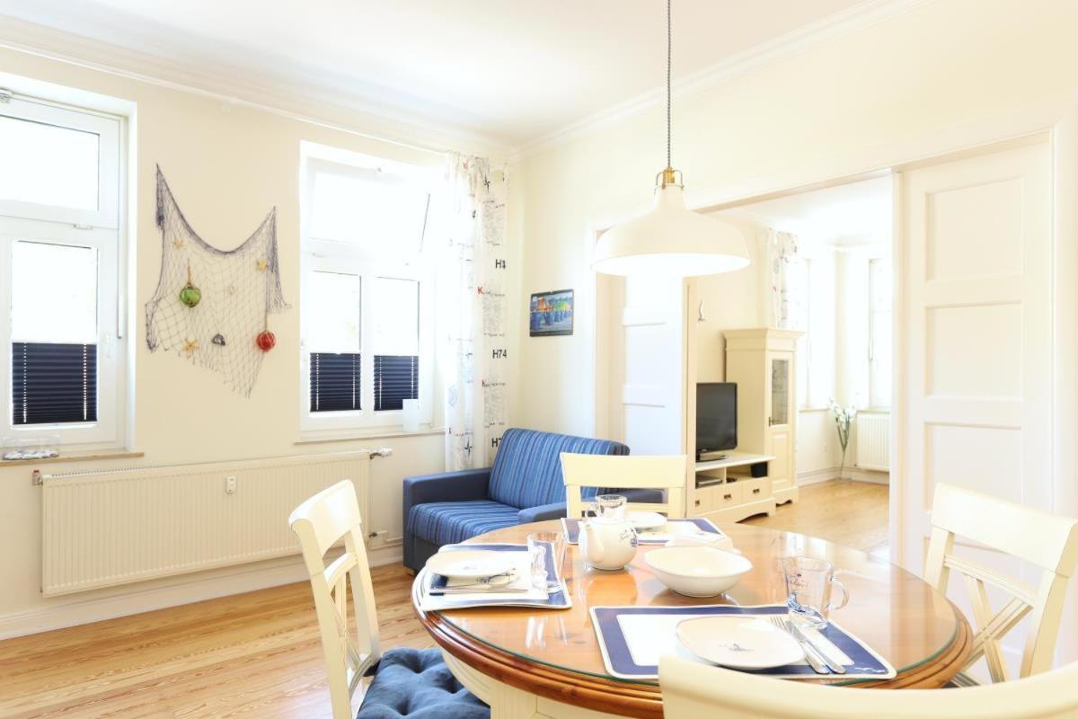 Appartement & Ferienwohnungen Thiess روستوك المظهر الخارجي الصورة