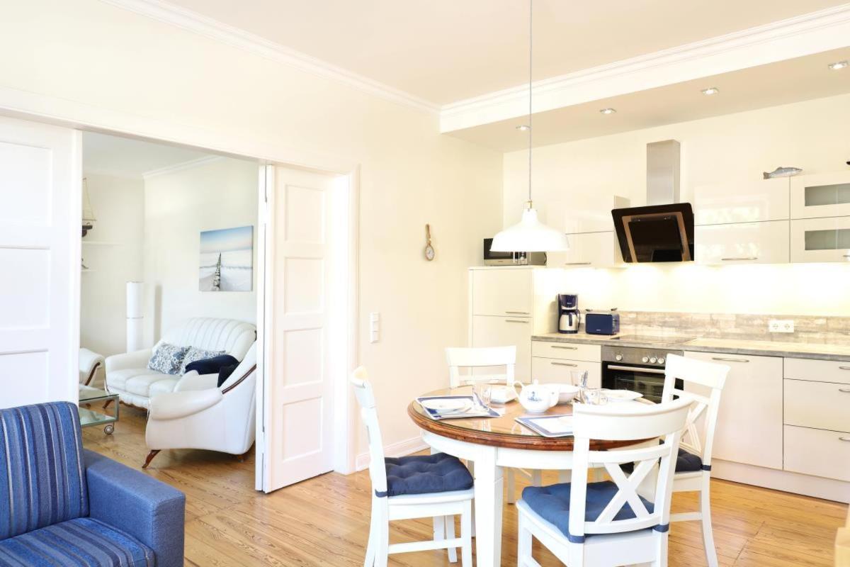 Appartement & Ferienwohnungen Thiess روستوك المظهر الخارجي الصورة